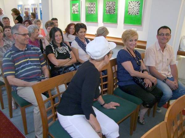 Intimne in drzne risbe Katarine Zakšek in Branke Pirc